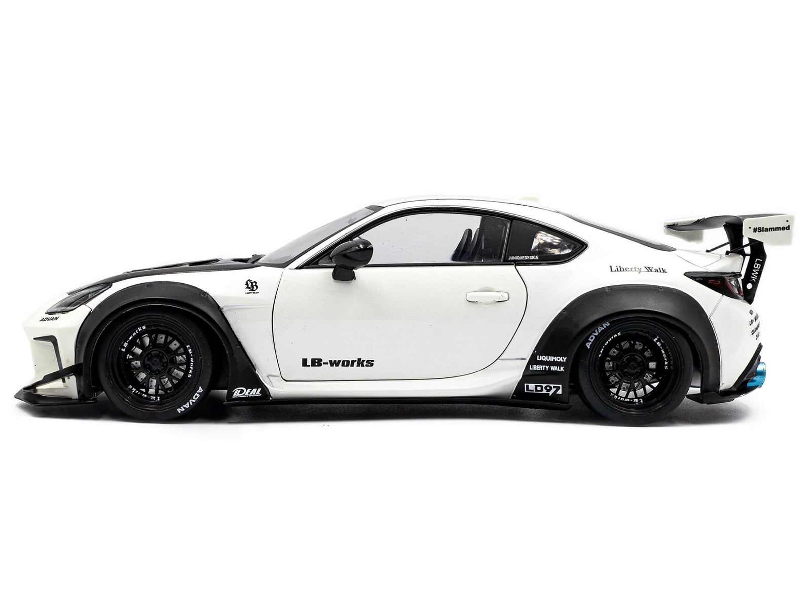 2024 Toyota GR86 w/Liberty Walk Body Kit, Pearl White - Solido S1813602 - 1/18 Scale Diecast Model Car