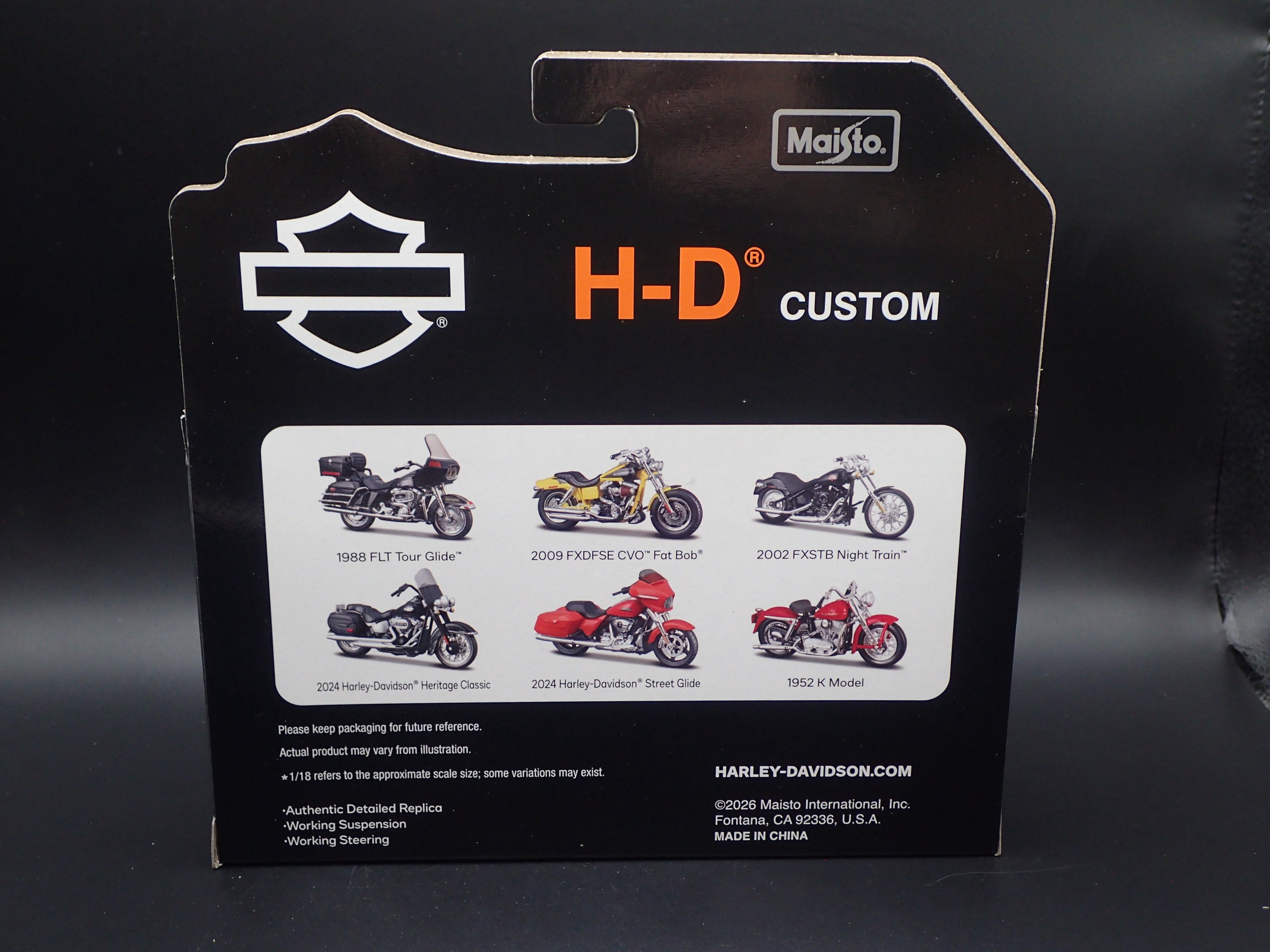 2009 09 FXDFSE CVO FAT BOB HARLEY DAVIDSON MOTORCYCLE MAISTO SERIES 45 1/18 BIKE