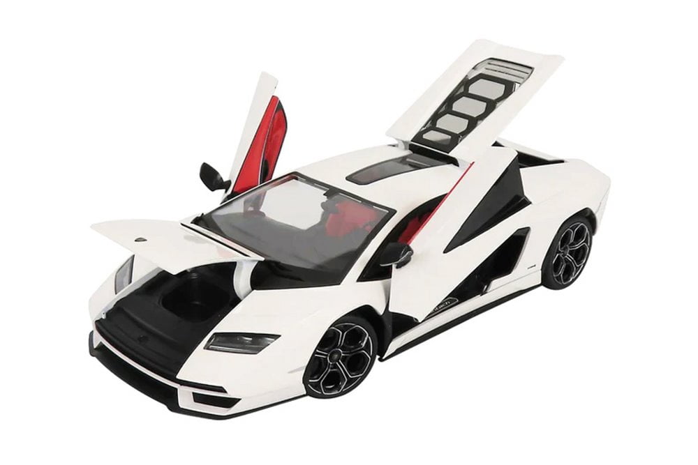 Lamborghini Countach LPI 800-4, White - Maisto 31459W - 1/18 scale Diecast Model Toy Car