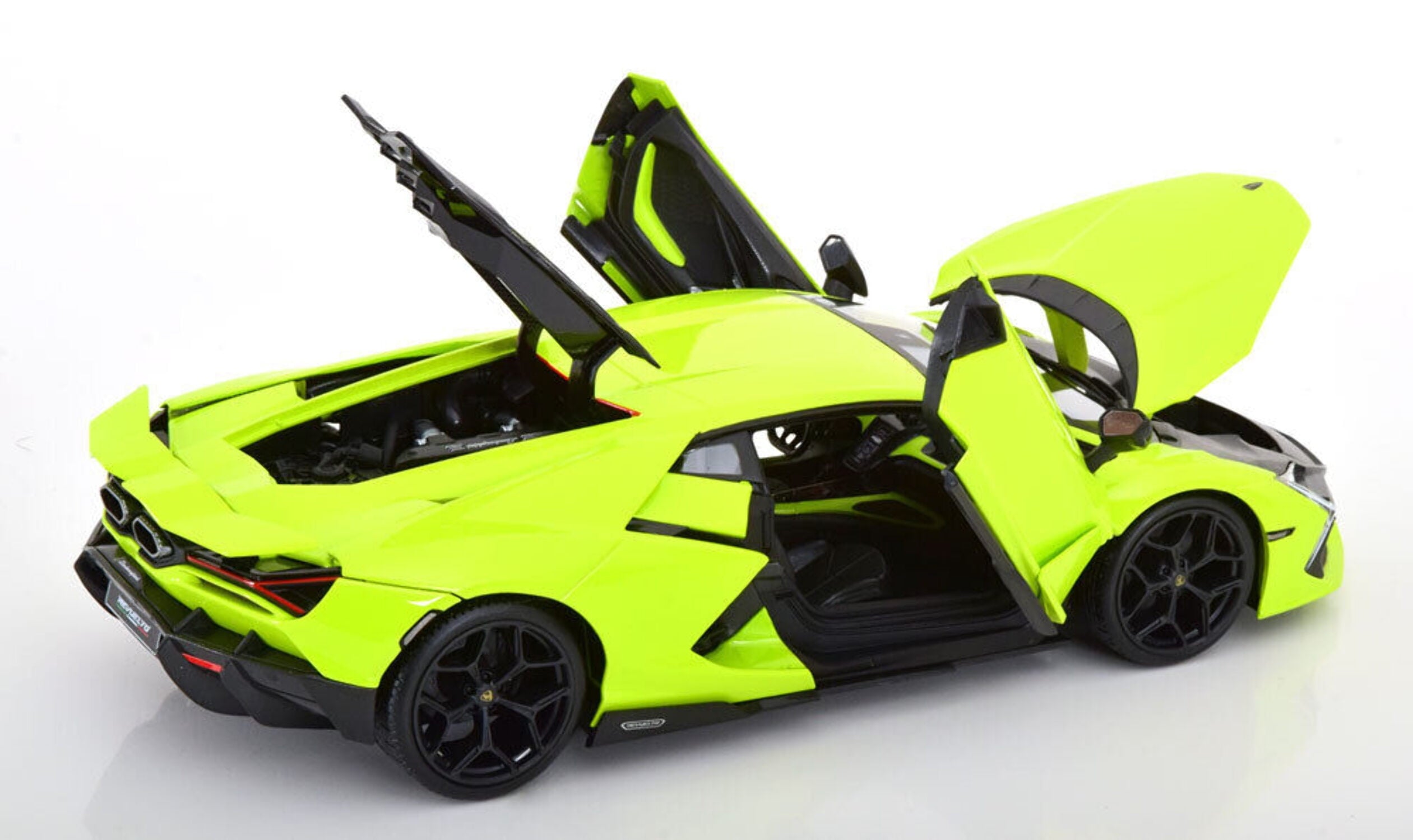 MAISTO 1/18 - LAMBORGHINI Revuelto - 2023