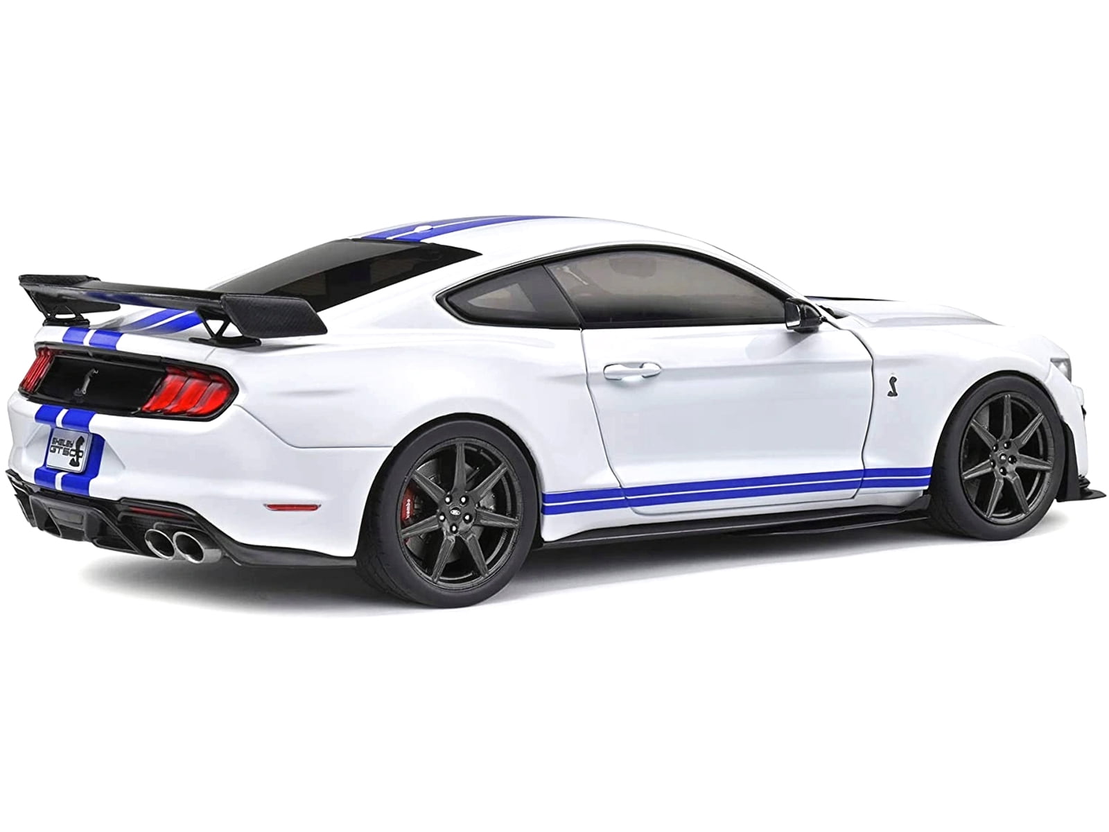 2020 Ford Mustang Shelby GT500 White with Blue Stripes "Special Edition" 1/18 Diecast Model Car by Maisto