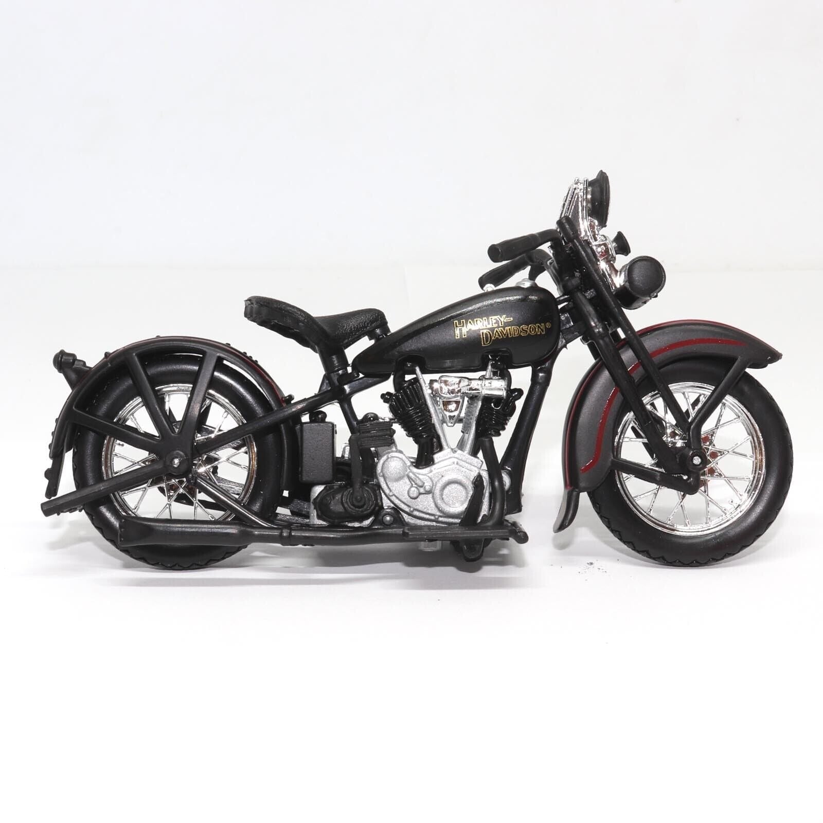 Harley Davidson JDH Twin Cam (1928) Motorcycle [1:18 scale in Black]