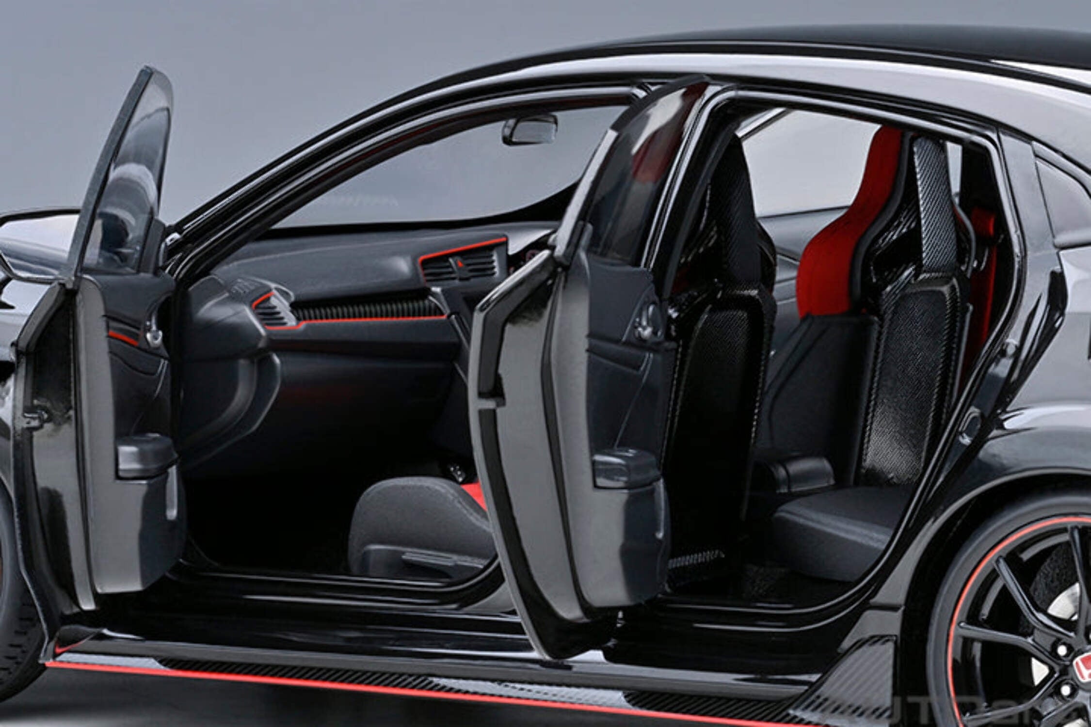 2021 Honda Civic Type R (FK8) RHD (Right Hand Drive) Crystal Black Pearl 1/18 Model Car by Autoart