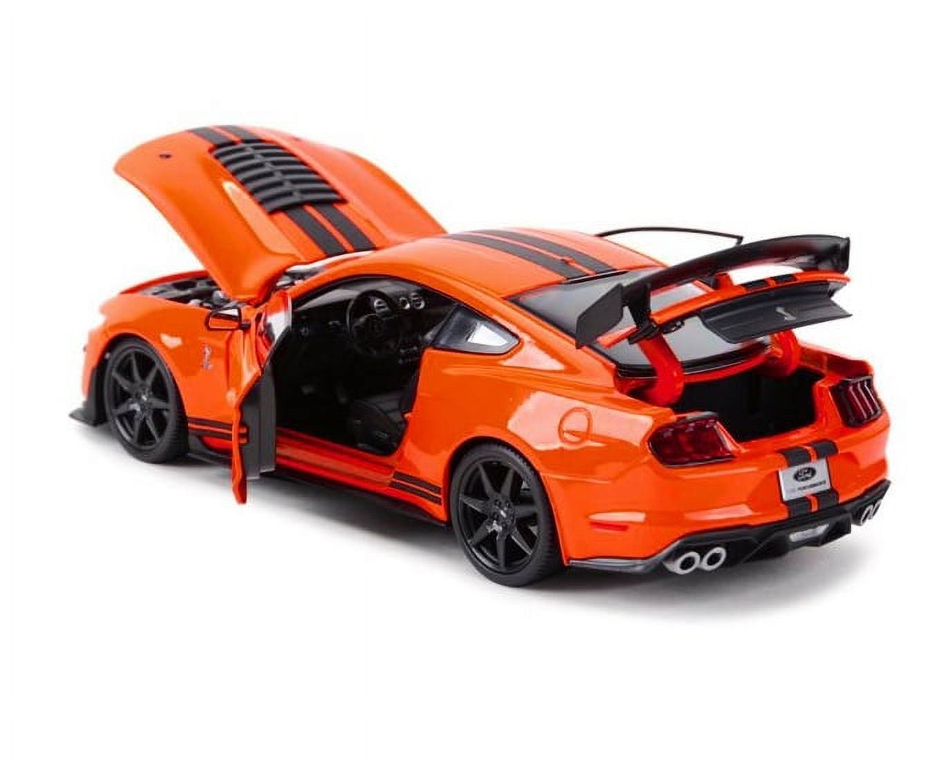Maisto 31388OR Diecast Model Car - 1/18 Ford Mustang Shelby 2020 GT500, Orange