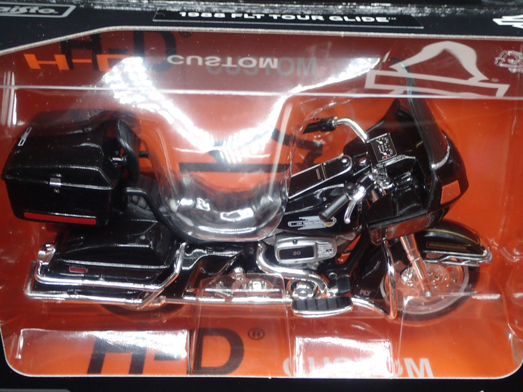 1988 FLT TOUR GLIDE HARLEY DAVIDSON MOTORCYCLE SERIES 45 1/18 DIECAST MODEL